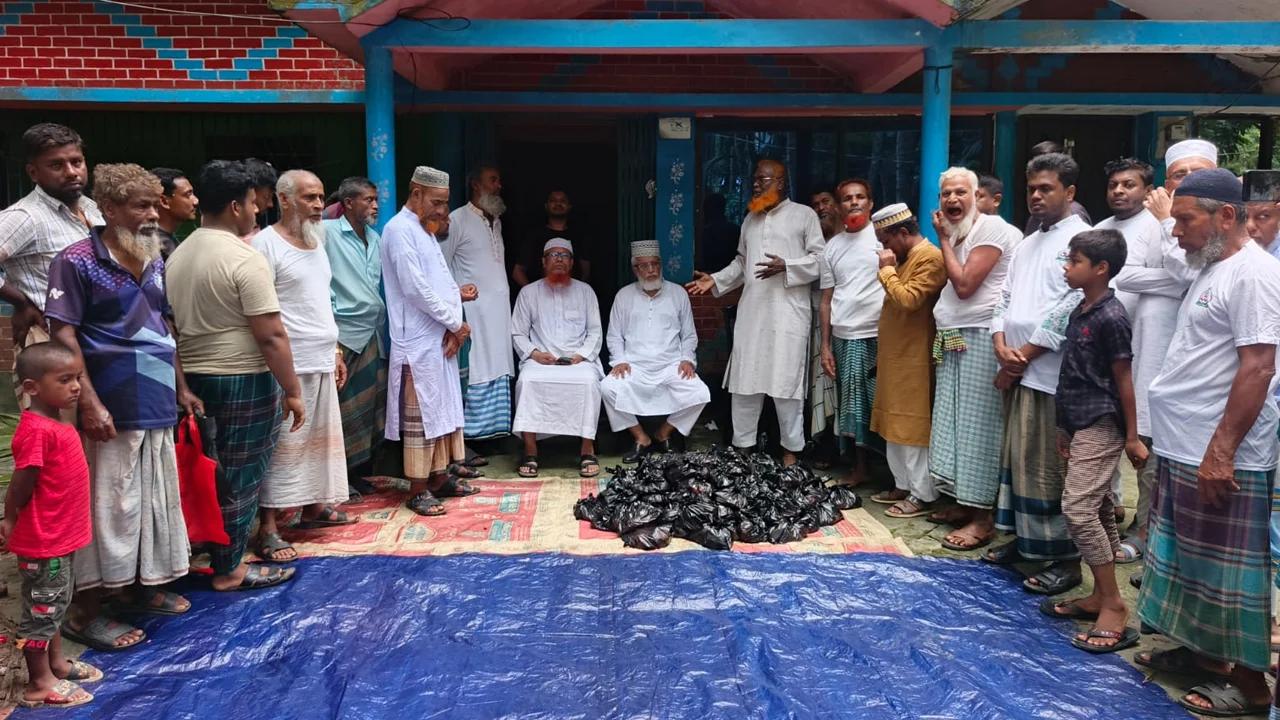 লক্ষ্মীপুরে ১৯৪ পশু কোরবানি, ২১ হাজার পরিবারে মাংস বিতরণ